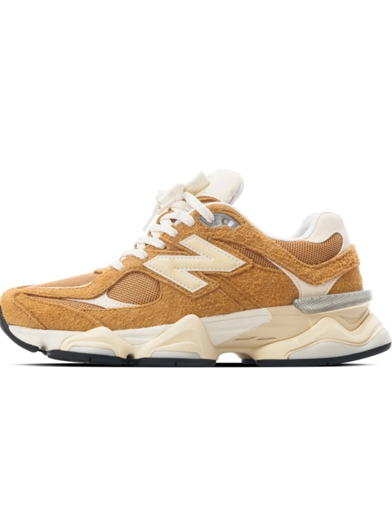 New Balance Shoes - NEW BALANCE 9060 in Great Plains Women's size 7